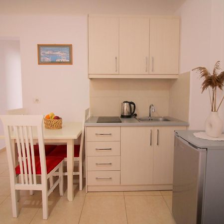 Afrimi Relax Apartments Sarandë Eksteriør bilde