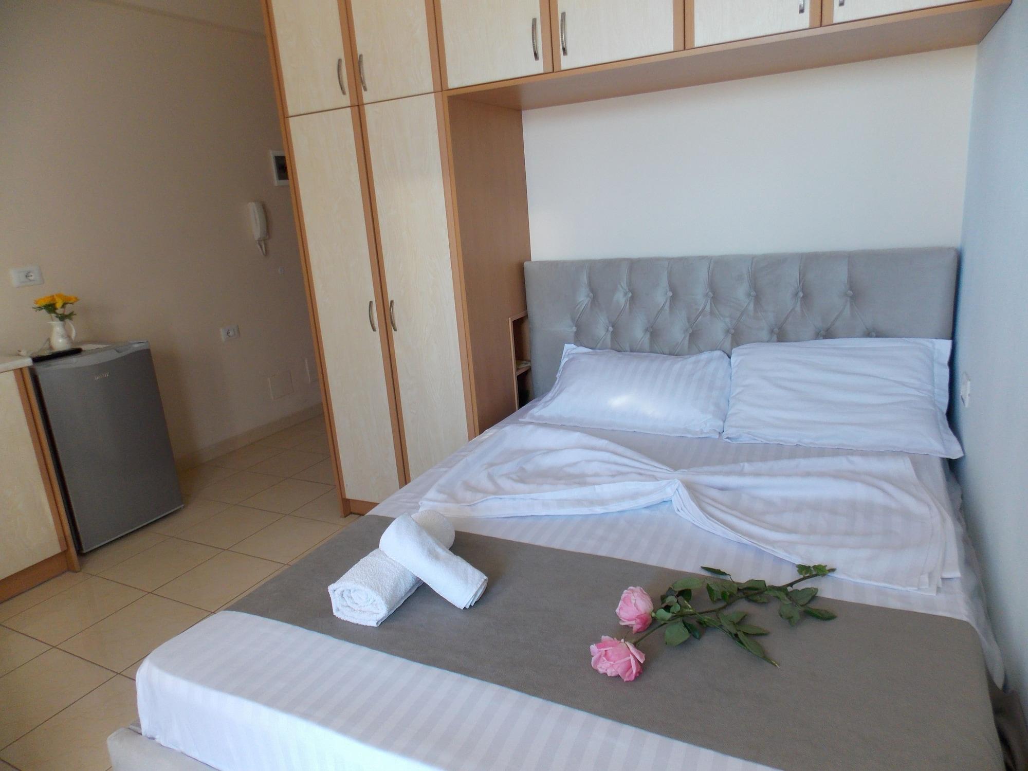 Afrimi Relax Apartments Sarandë Eksteriør bilde