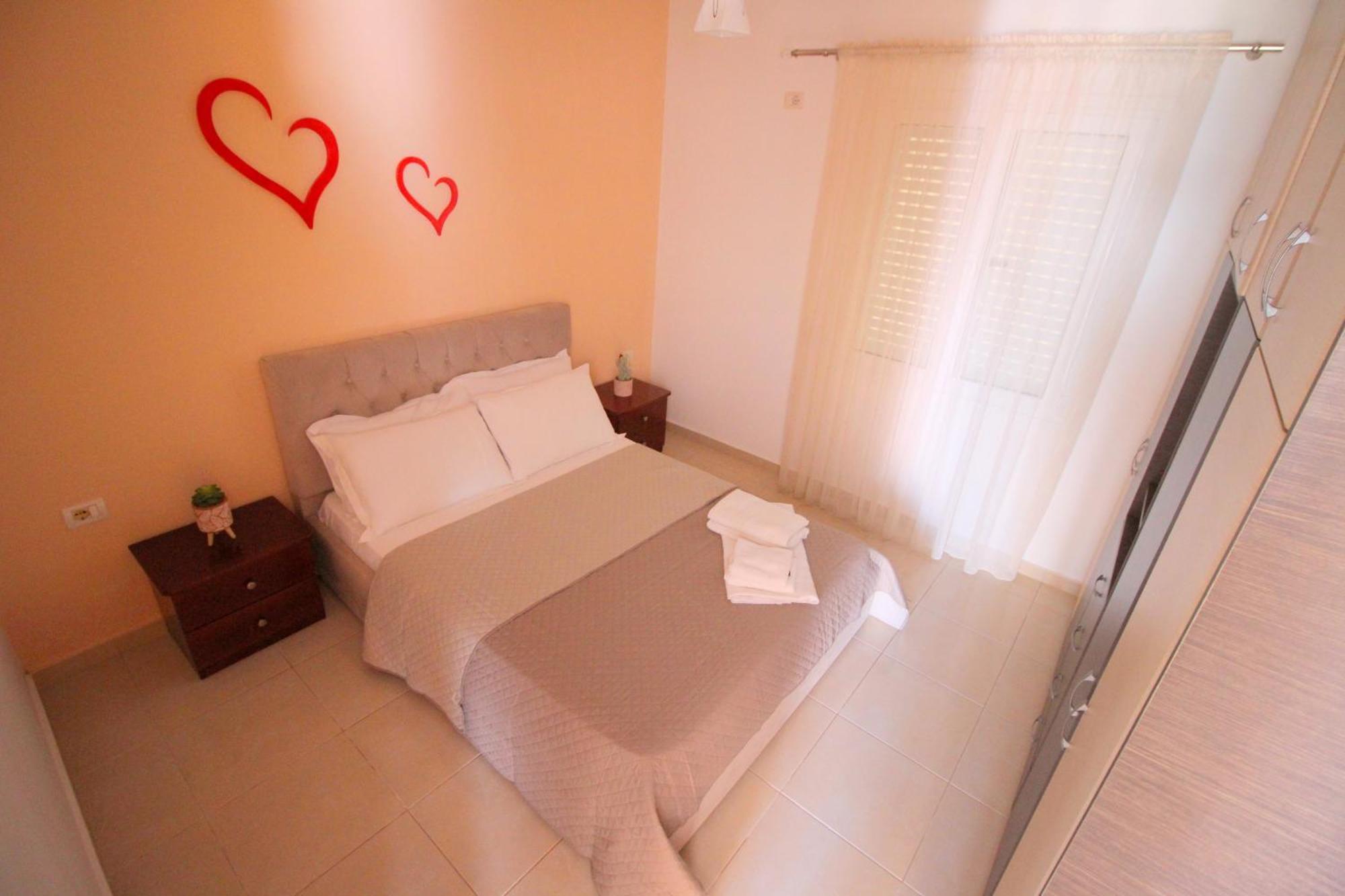 Afrimi Relax Apartments Sarandë Eksteriør bilde