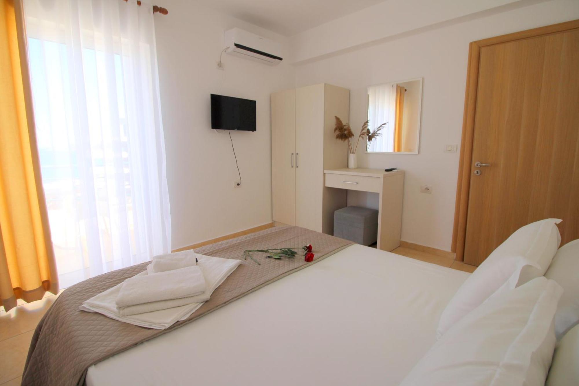 Afrimi Relax Apartments Sarandë Eksteriør bilde