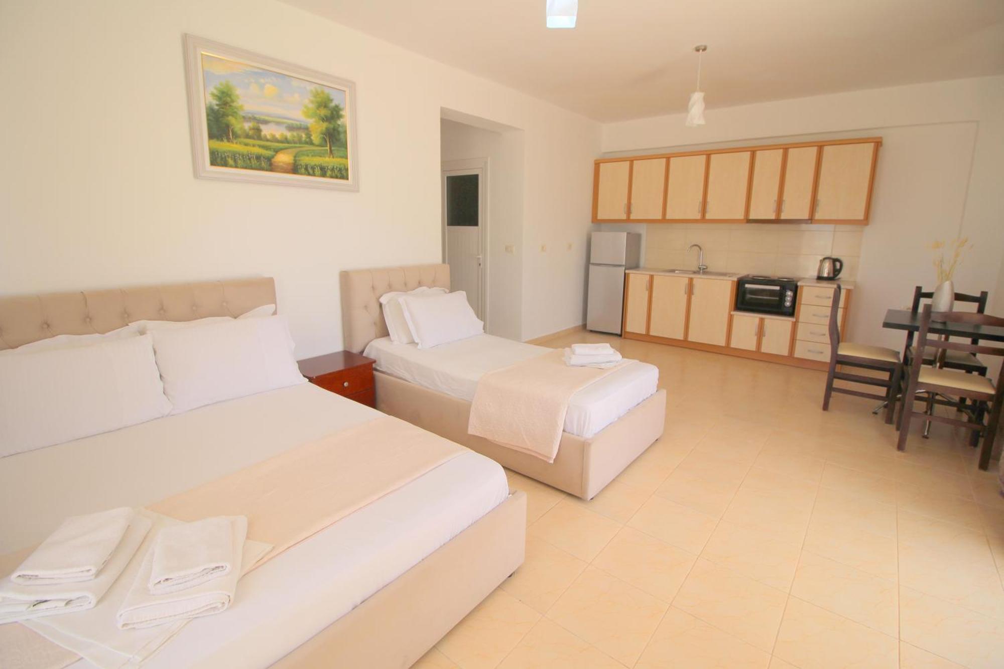 Afrimi Relax Apartments Sarandë Eksteriør bilde