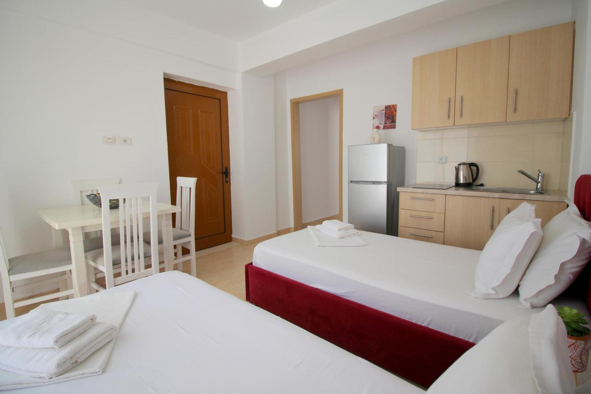 Afrimi Relax Apartments Sarandë Eksteriør bilde